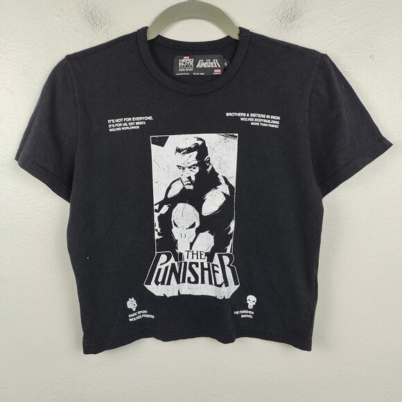 Darc Sport The‎ Punisher Graphic T-Shirt Womens Small Black Wolves Marvel NWOT - Picture 1 of 8
